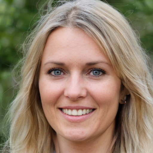 Aoife Kelly